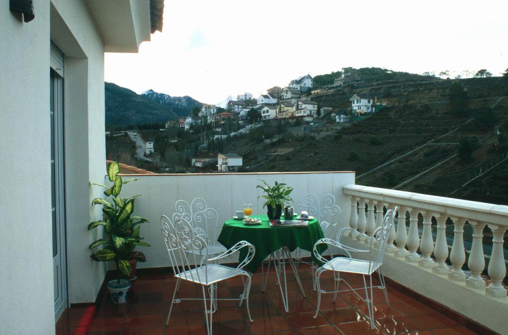 Apartamentos Turisticos Cumbres Verdes Ла Субия Стая снимка